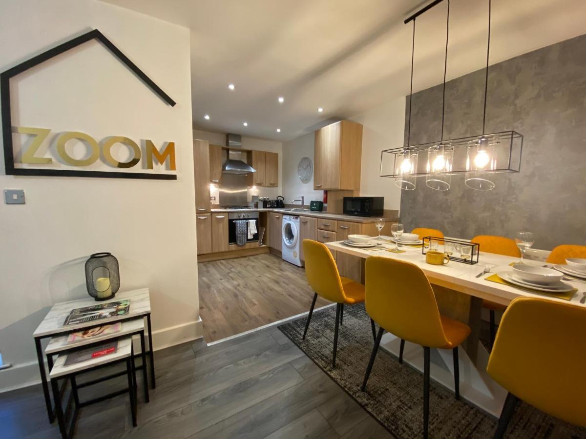 Luxe Place - Netflix & Workspace For 6 Birmingham Buitenkant foto